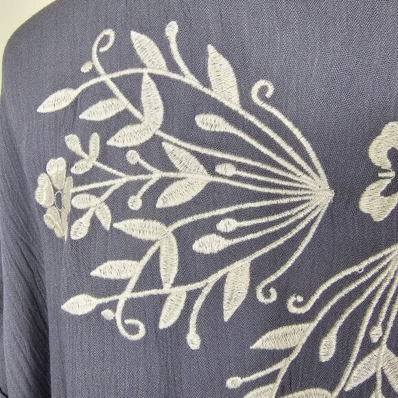 Sundance Embroidered Open Front Kimono Cardigan M Gray Cream Flowy Crinkle Boho - Picture 4 of 9